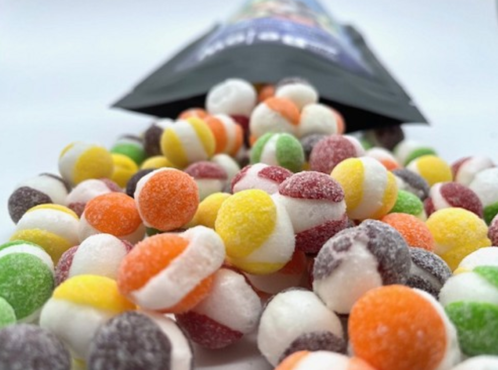 Freeze Dried Popables - Sour (Skittles) by 70 Below
